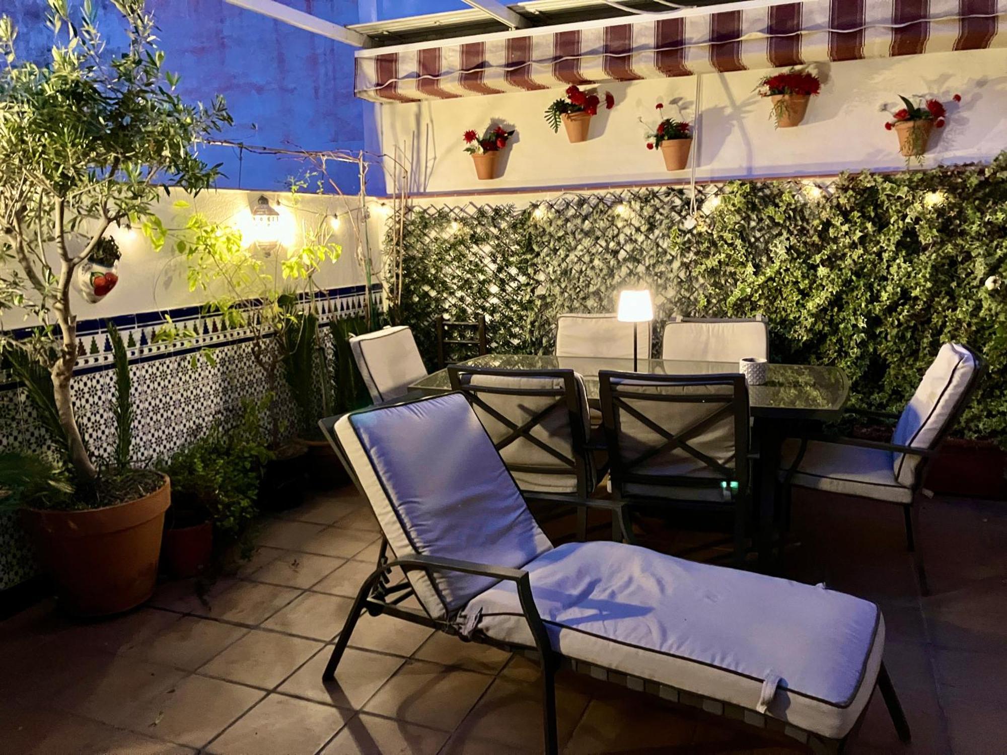Maravilloso Centrico De 70m2, Jardin Propio 40m2 Con Piscina Ninos Y Parking Opcional Appartement *
